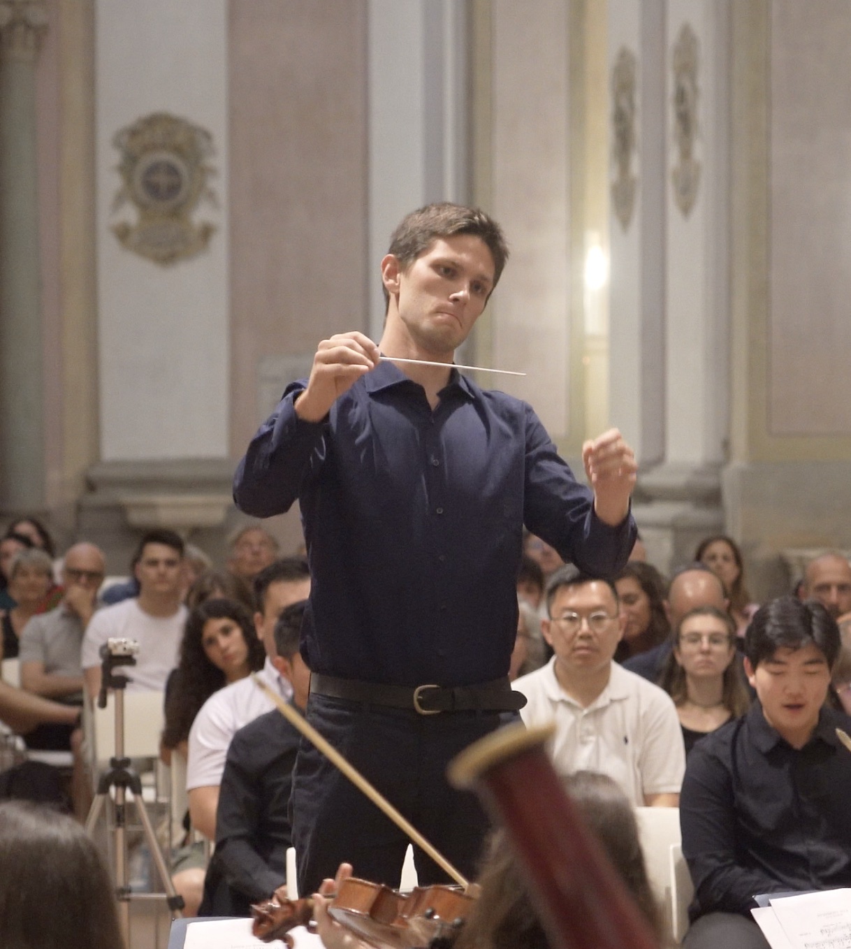 Francois Hildebrandt conducting